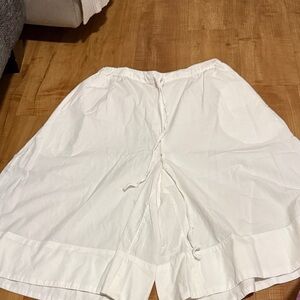 We The Free White Women's Bermudas